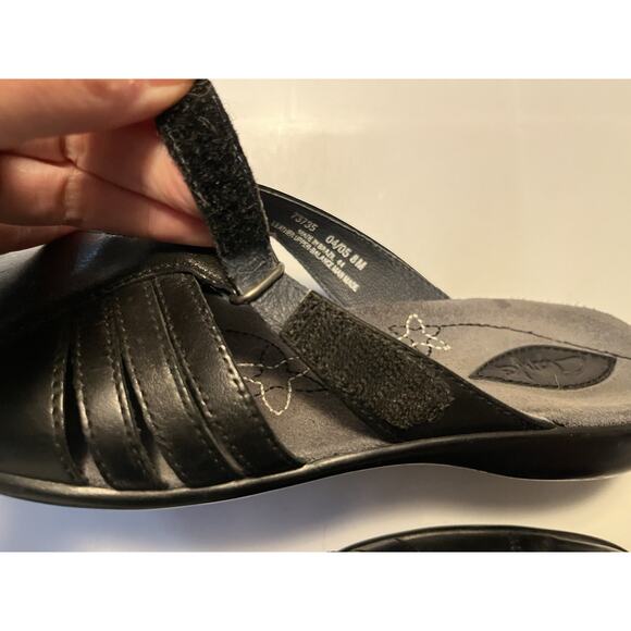 Clarks Slip On Mules Black Leather Comfort Clog Shoes 73735 Women’s Size 8 - Picture 8 of 11